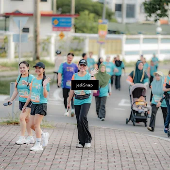 Runner Photo 8324809