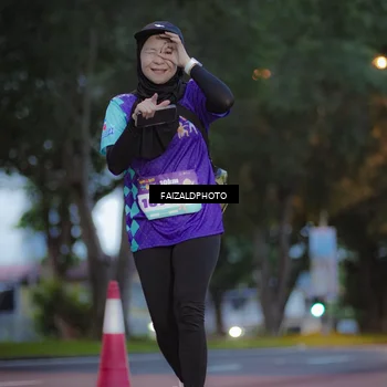 Runner Photo 8324810