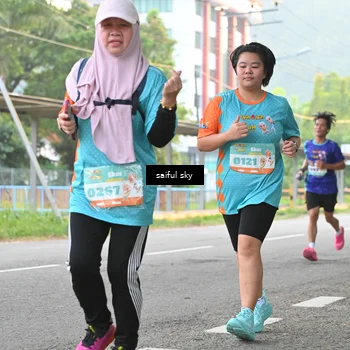 Runner Photo 8324814