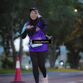 Runner Photo 8324816