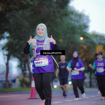 Runner Photo 8324840