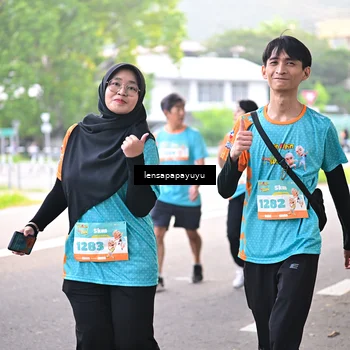 Runner Photo 8324843