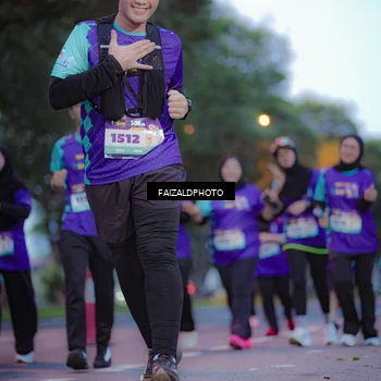 Runner Photo 8324854