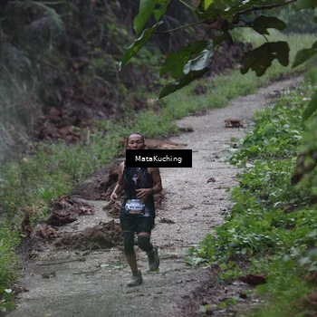 Runner Photo 8324875