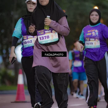 Runner Photo 8324895