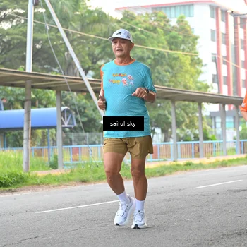 Runner Photo 8324899