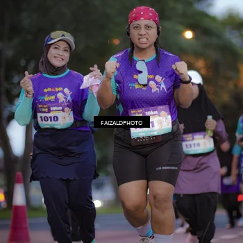 Runner Photo 8324901