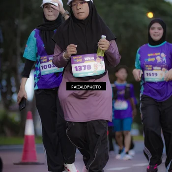 Runner Photo 8324902