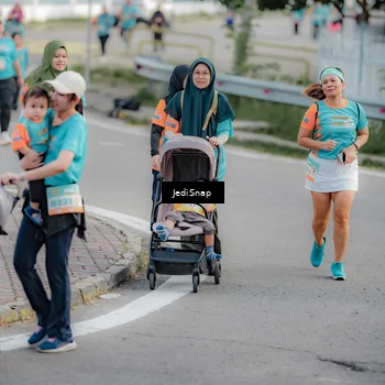 Runner Photo 8324910