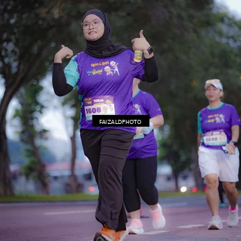 Runner Photo 8324921
