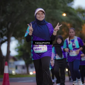 Runner Photo 8324931