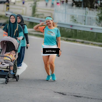 Runner Photo 8324933