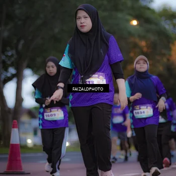 Runner Photo 8324935