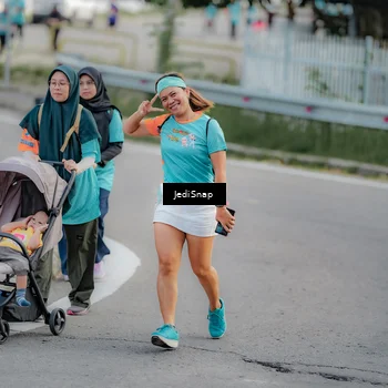 Runner Photo 8324937