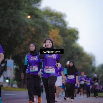 Runner Photo 8324940