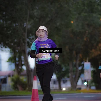 Runner Photo 8324943