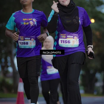 Runner Photo 8324963