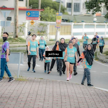 Runner Photo 8324967