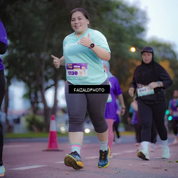 Runner Photo 8324974