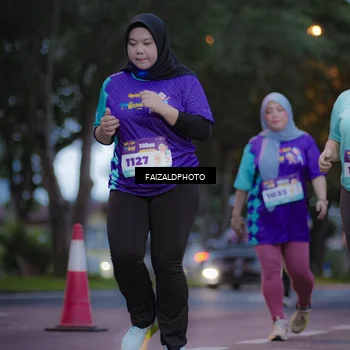 Runner Photo 8324975
