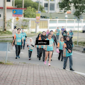 Runner Photo 8324979