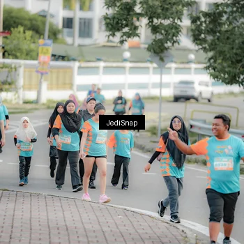 Runner Photo 8324989