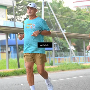 Runner Photo 8324990