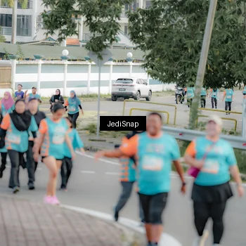 Runner Photo 8324993