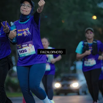 Runner Photo 8324996