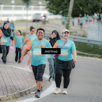 Runner Photo 8324997