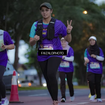 Runner Photo 8324998