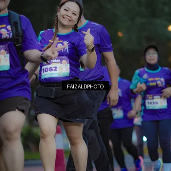 Runner Photo 8325004