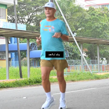 Runner Photo 8325008