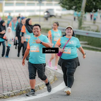 Runner Photo 8325015