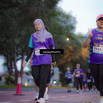 Runner Photo 8325042