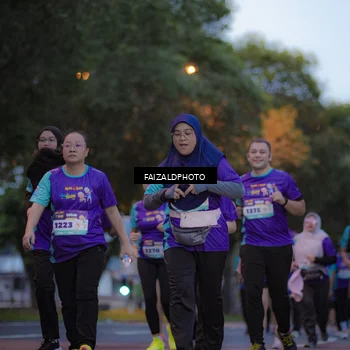 Runner Photo 8325058