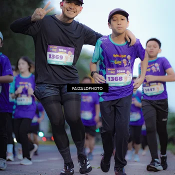 Runner Photo 8325063