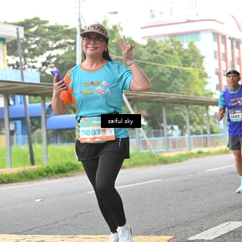 Runner Photo 8325067