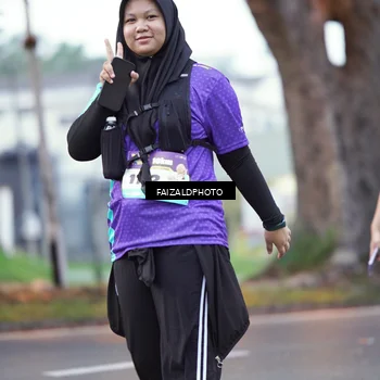 Runner Photo 8325069