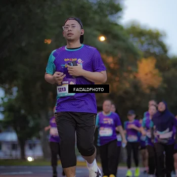 Runner Photo 8325083