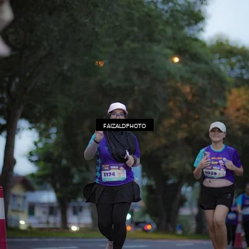 Runner Photo 8325106