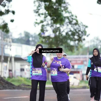 Runner Photo 8325112