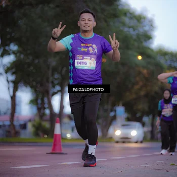 Runner Photo 8325133