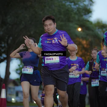 Runner Photo 8325168