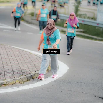 Runner Photo 8325171