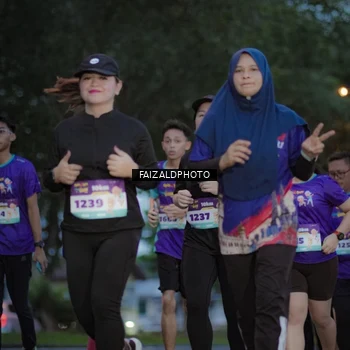 Runner Photo 8325185