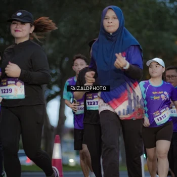 Runner Photo 8325200