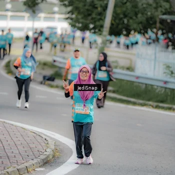 Runner Photo 8325209