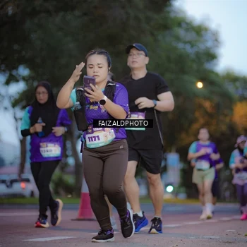 Runner Photo 8325211