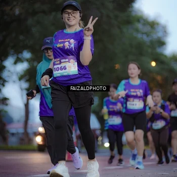Runner Photo 8325223
